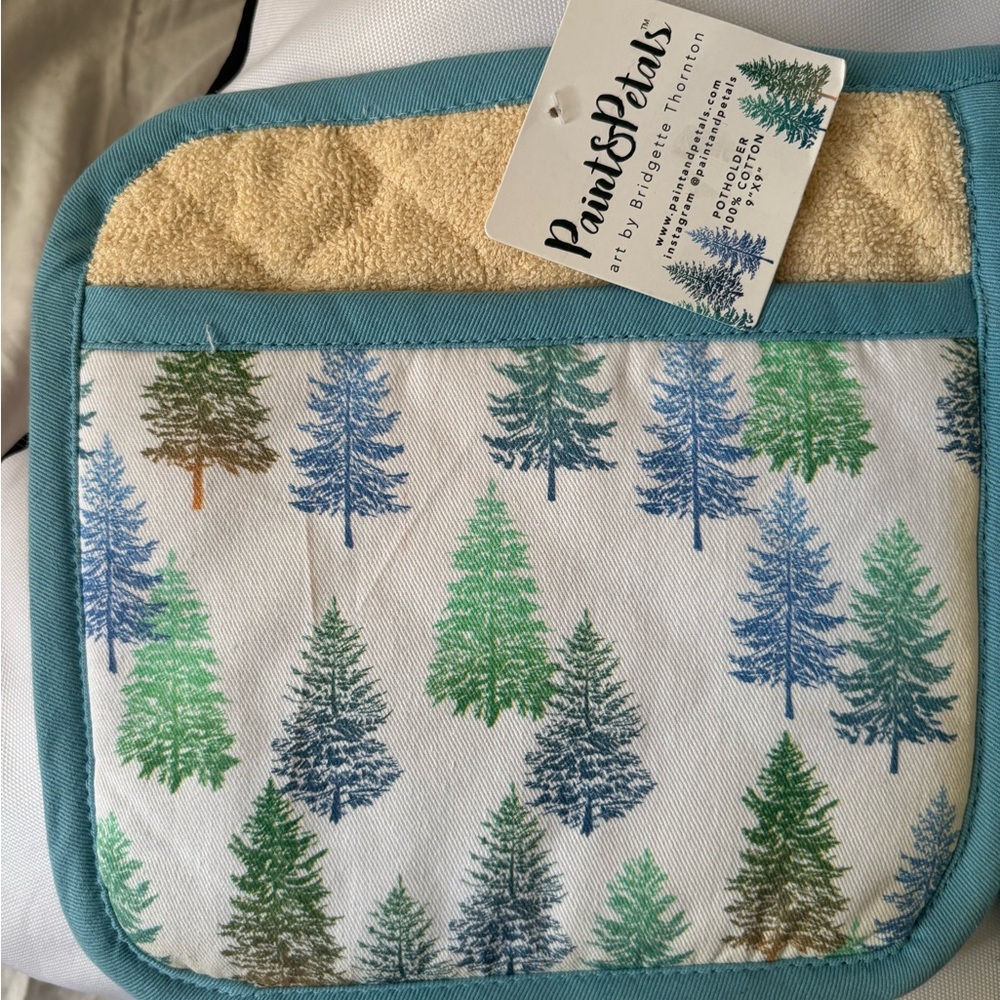 Tree Print Pot Holder Set with Blue Trim